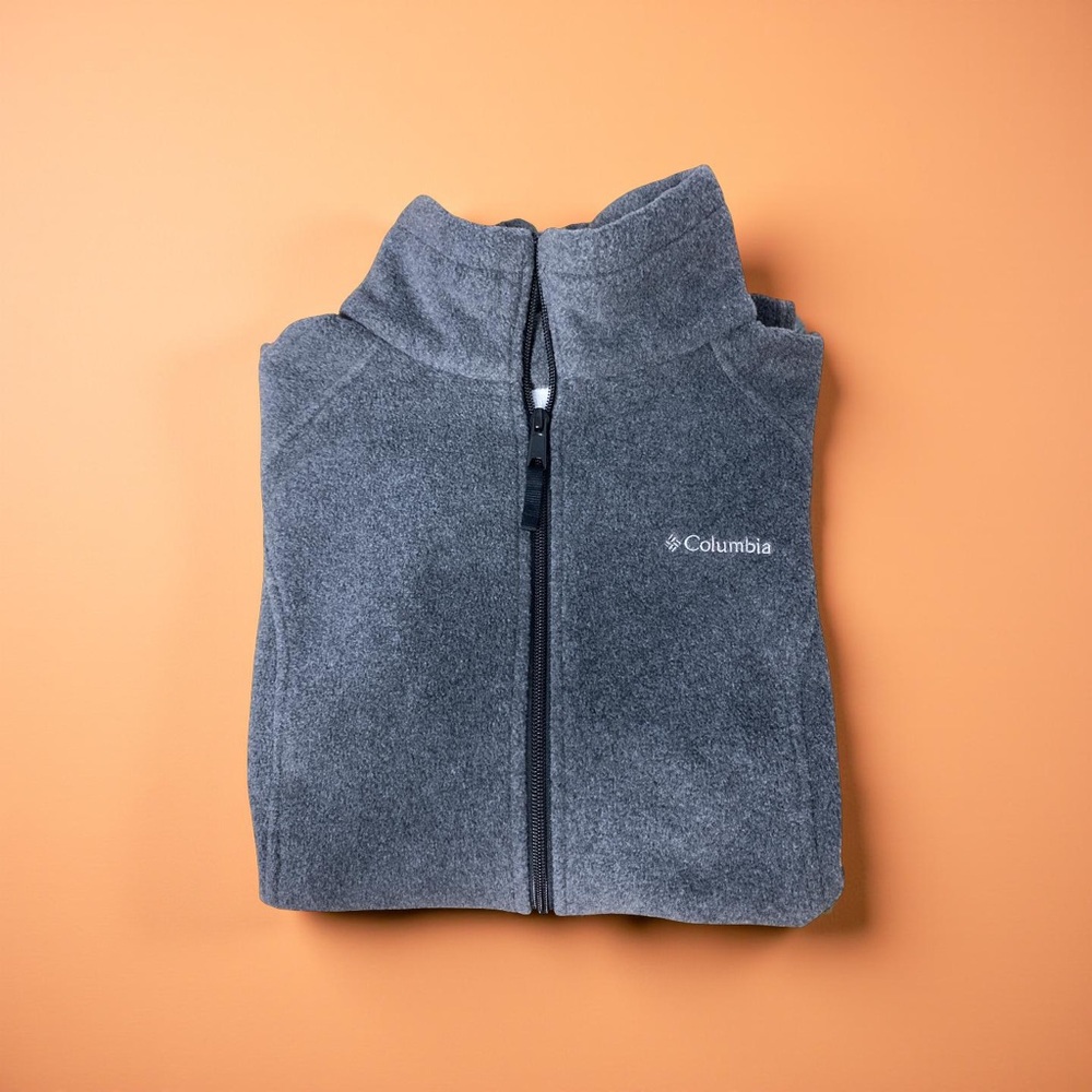 Columbia Women’s Grey Full Zip Fleece Jacket XL - Style XL1245, Zip Pockets